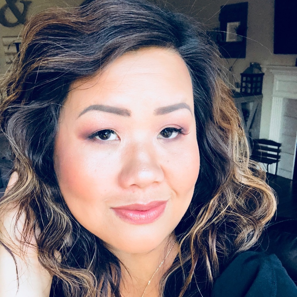 Meet your Posher, Rowena